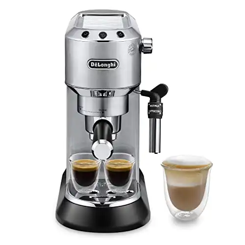 De Longhi Dedica EC685.M Macchina Caff&egrave; Espresso Manuale, Caff&egrave; Polvere o Cialde E.S.E., Montalatte classico per Cappuccini, Spegnimento Automatico, Serbatoio 1L, Filtro Singolo/Doppio, Metal